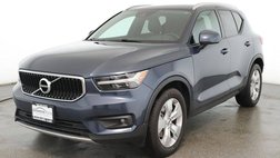2021 Volvo XC40 T5 Momentum