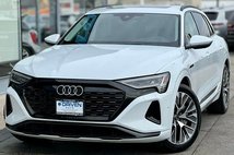 2024 Audi Q8 e-tron quattro Prestige