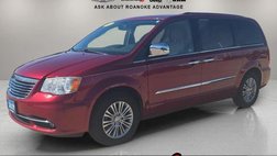 2013 Chrysler Town and Country Touring-L