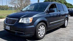 2013 Chrysler Town and Country Touring