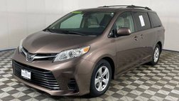 2018 Toyota Sienna LE