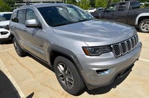 2020 Jeep Grand Cherokee Laredo