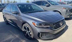 2021 Volkswagen Passat R-Line