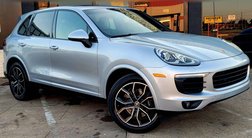 2017 Porsche Cayenne Standard