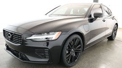 2022 Volvo S60 Recharge T8 R-Design Black Edition