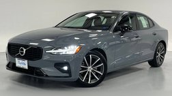 2022 Volvo S60 B5 Momentum