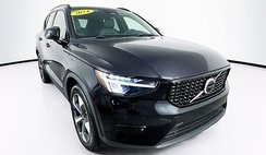 2024 Volvo XC40 B5 Core