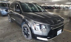 2023 Kia Niro Plug-In Hybrid SX Touring