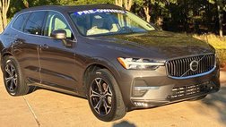 2022 Volvo XC60 B5 Momentum