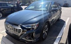 2024 Audi Q8 Sportback e-tron quattro Premium Plus S line