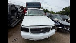 2000 Cadillac Escalade Base
