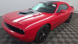 2016 Dodge Challenger R/T Shaker