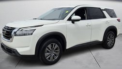 2022 Nissan Pathfinder S