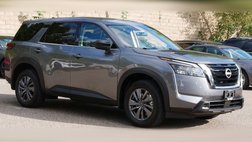 2024 Nissan Pathfinder S