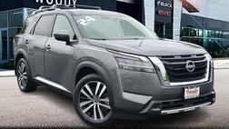 2024 Nissan Pathfinder Platinum
