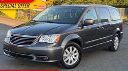 2016 Chrysler Town and Country Touring