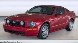 2005 Ford Mustang GT Deluxe