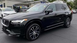2020 Volvo XC90 T6 Momentum 7-Passenger