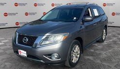 2016 Nissan Pathfinder SV