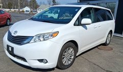2013 Toyota Sienna XLE 8-Passenger