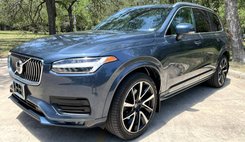2021 Volvo XC90 T6 Momentum 7-Passenger