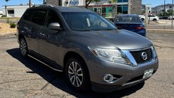 2016 Nissan Pathfinder SV