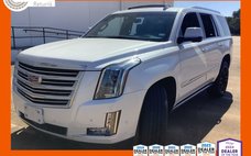 2017 Cadillac Escalade Platinum