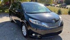 2017 Toyota Sienna XLE 7-Passenger