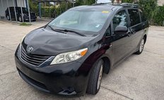 2017 Toyota Sienna LE 7-Passenger