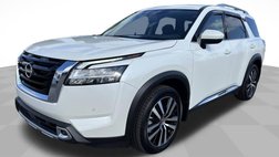 2023 Nissan Pathfinder Platinum