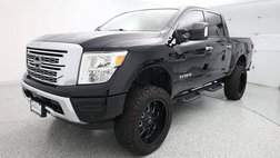 2023 Nissan Titan SV