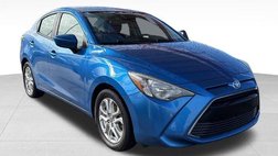 2017 Toyota Yaris iA Base