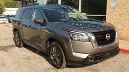 2023 Nissan Pathfinder SV