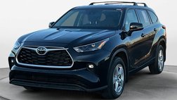 2022 Toyota Highlander LE