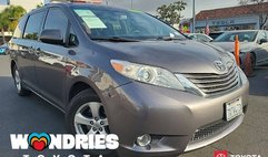2017 Toyota Sienna LE