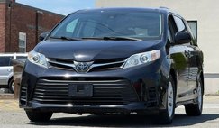 2018 Toyota Sienna LE