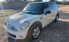 2011 MINI Cooper Clubman Base